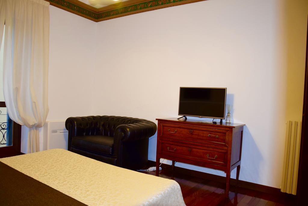 Ball Apartments Loc 04163 Verona Phòng bức ảnh